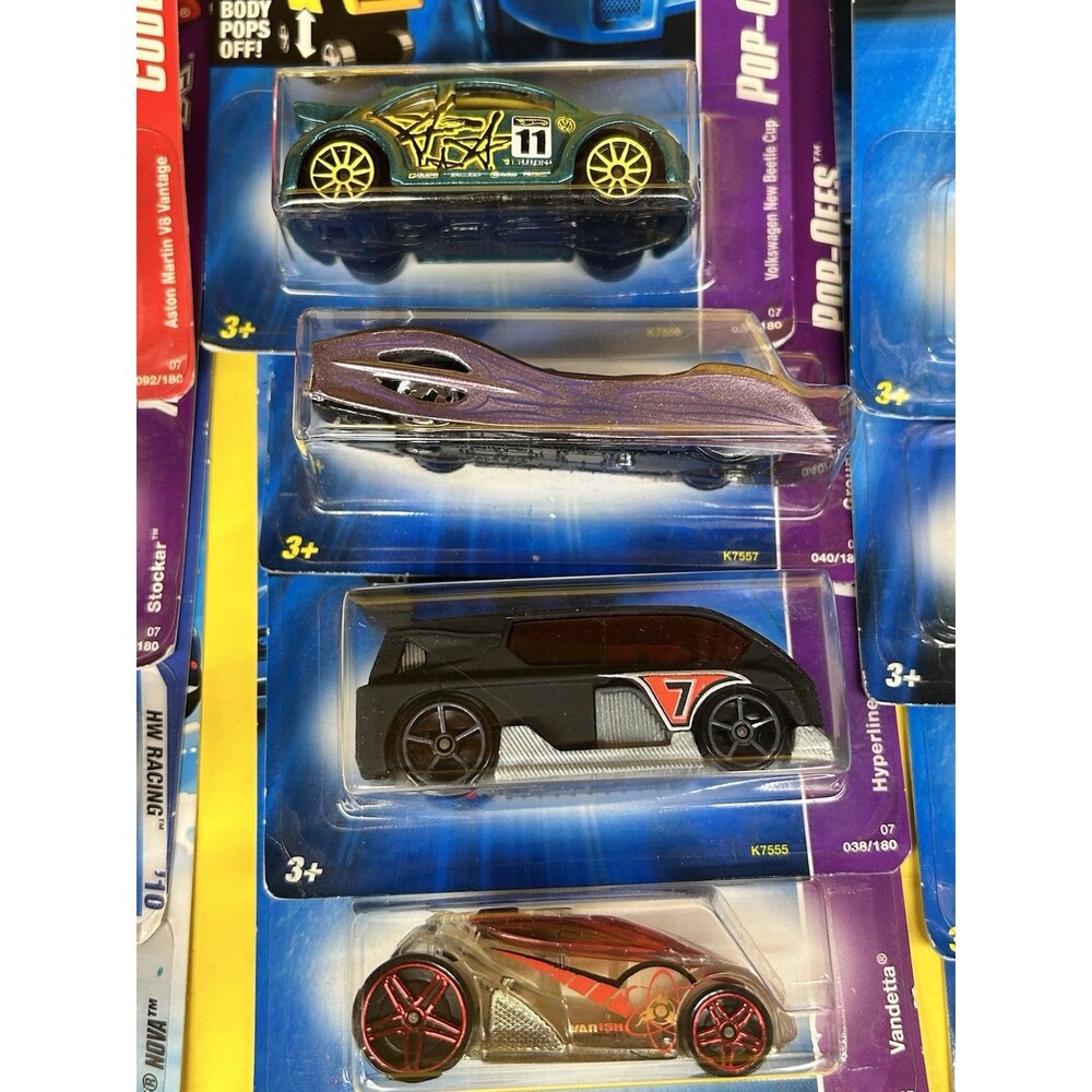 LOT of 17 Hot Wheels Assorted Cars (Unopened) - Picture 3 of 10